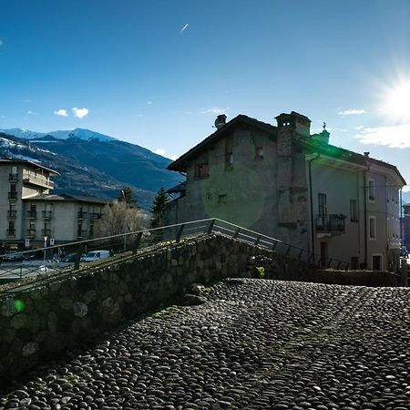 Alpine Apartment Aosta Eksteriør billede