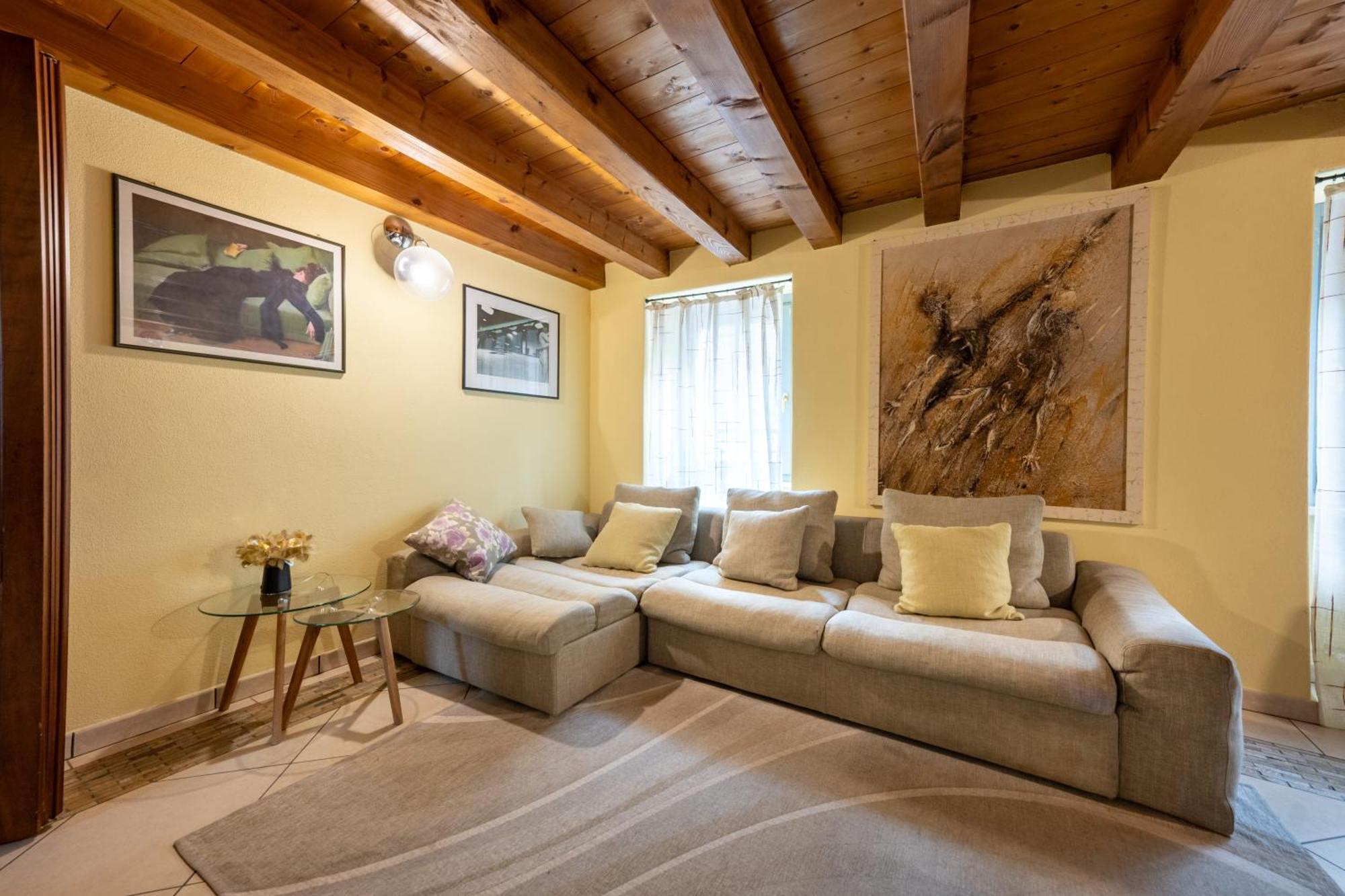 Alpine Apartment Aosta Eksteriør billede